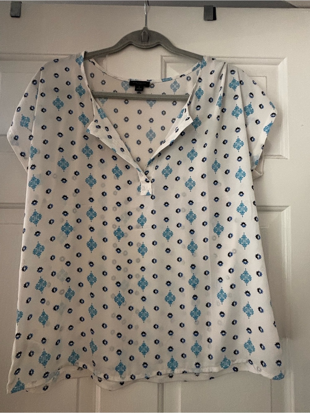 Ann Taylor White Short-Sleeve Blouse with Blue Tile Print